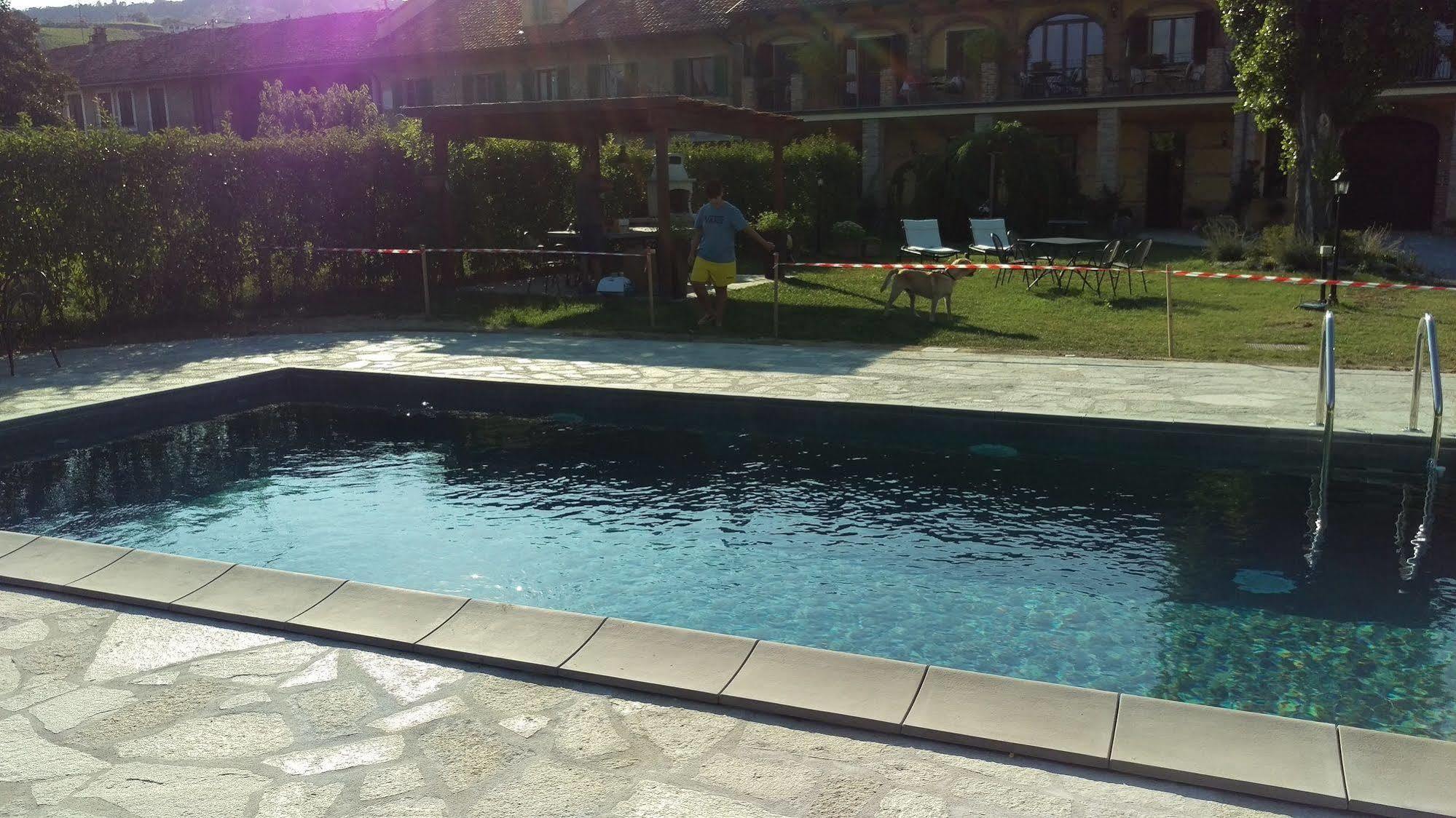 Cascina Rocca - Guest House Castiglione Falletto Kültér fotó
